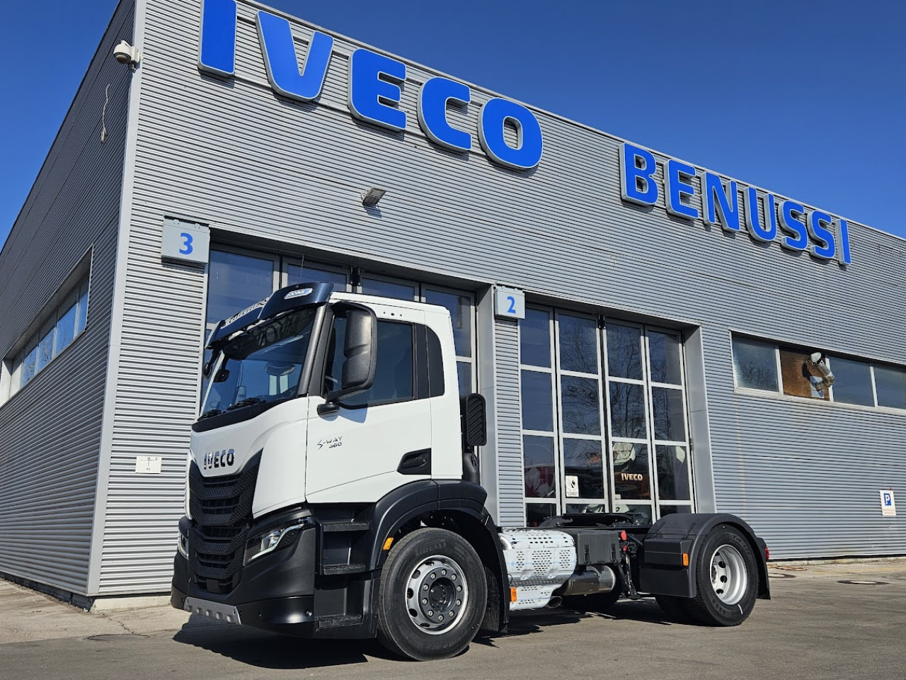 IVECO S-Way AD440S46T/P - Sattelzugmaschine: das Bild 1 IVECO S-Way AD440S46T/P - Sattelzugmaschine: das Bild 1