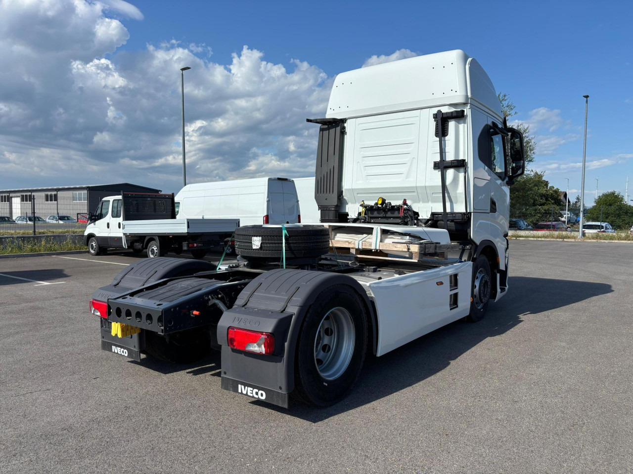 IVECO S-Way AS440S49T/P - Sattelzugmaschine: das Bild 4 IVECO S-Way AS440S49T/P - Sattelzugmaschine: das Bild 4