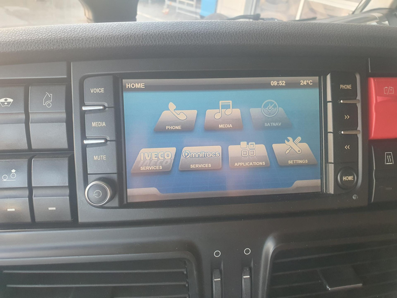 Sattelzugmaschine IVECO Stralis AS440S40T/P: das Bild 10