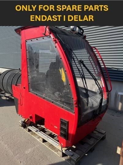Komatsu C3001 571911 Hytt - Fahrerhaus für Forsttechnik: das Bild 1 Komatsu C3001 571911 Hytt - Fahrerhaus für Forsttechnik: das Bild 1