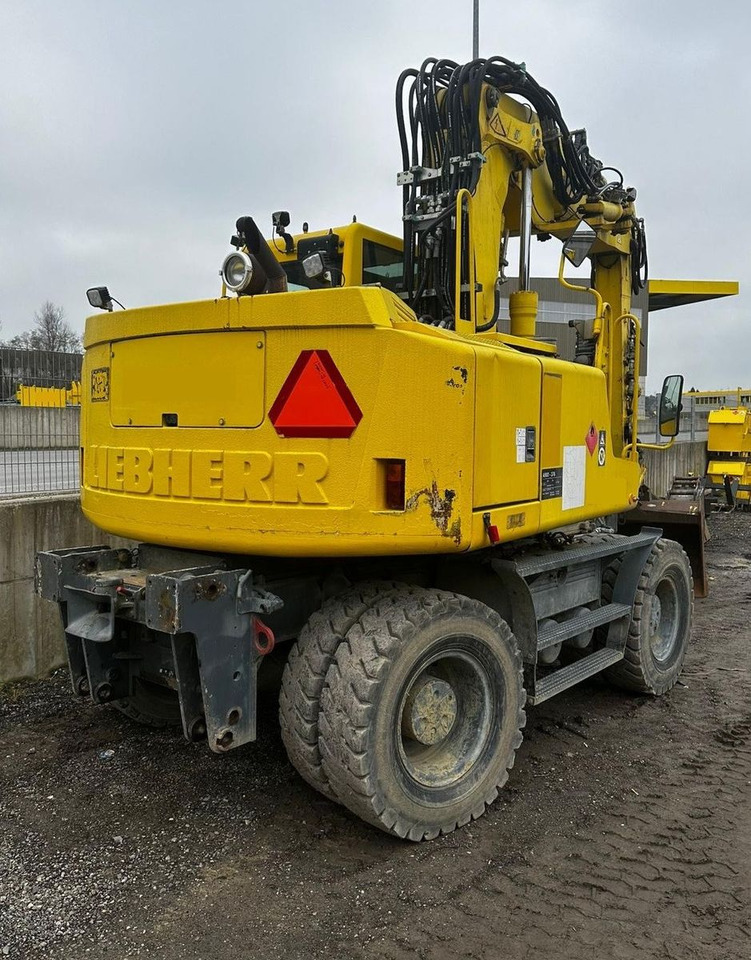 Liebherr A900C ZW Litronic PFS 2, Rail+Road, Gleisbagger - Mobilbagger: das Bild 2 Liebherr A900C ZW Litronic PFS 2, Rail+Road, Gleisbagger - Mobilbagger: das Bild 2