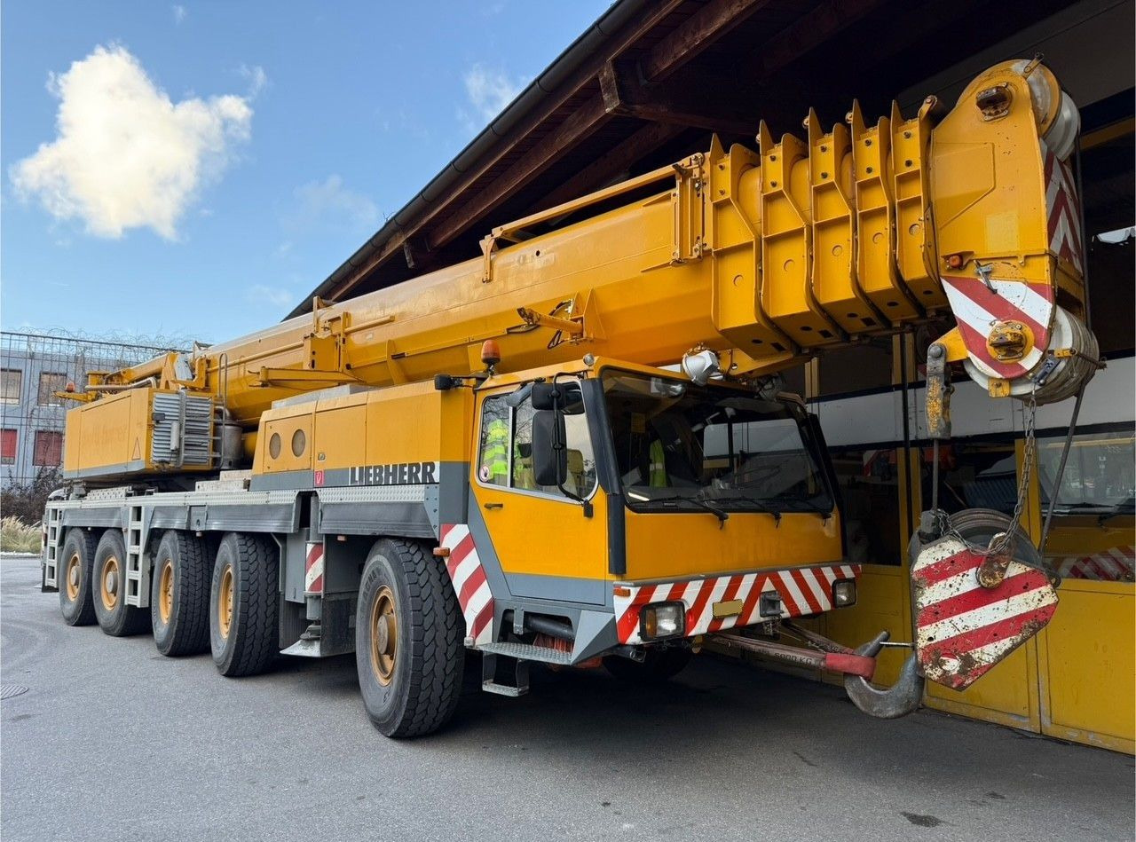 Liebherr LTM 1160/2 UTM655 10x6, FLYJIB, SWISS - Autokran: das Bild 1 Liebherr LTM 1160/2 UTM655 10x6, FLYJIB, SWISS - Autokran: das Bild 1