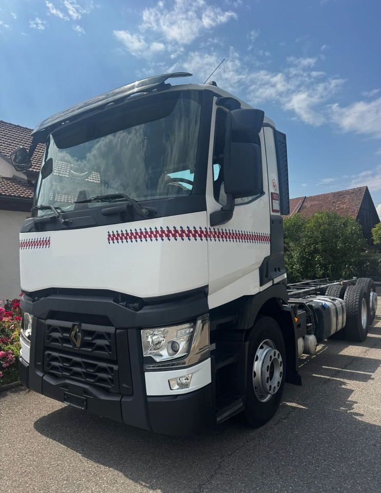 Renault T460 6x2, E6, Fahrgestell - Fahrgestell LKW: das Bild 2 Renault T460 6x2, E6, Fahrgestell - Fahrgestell LKW: das Bild 2