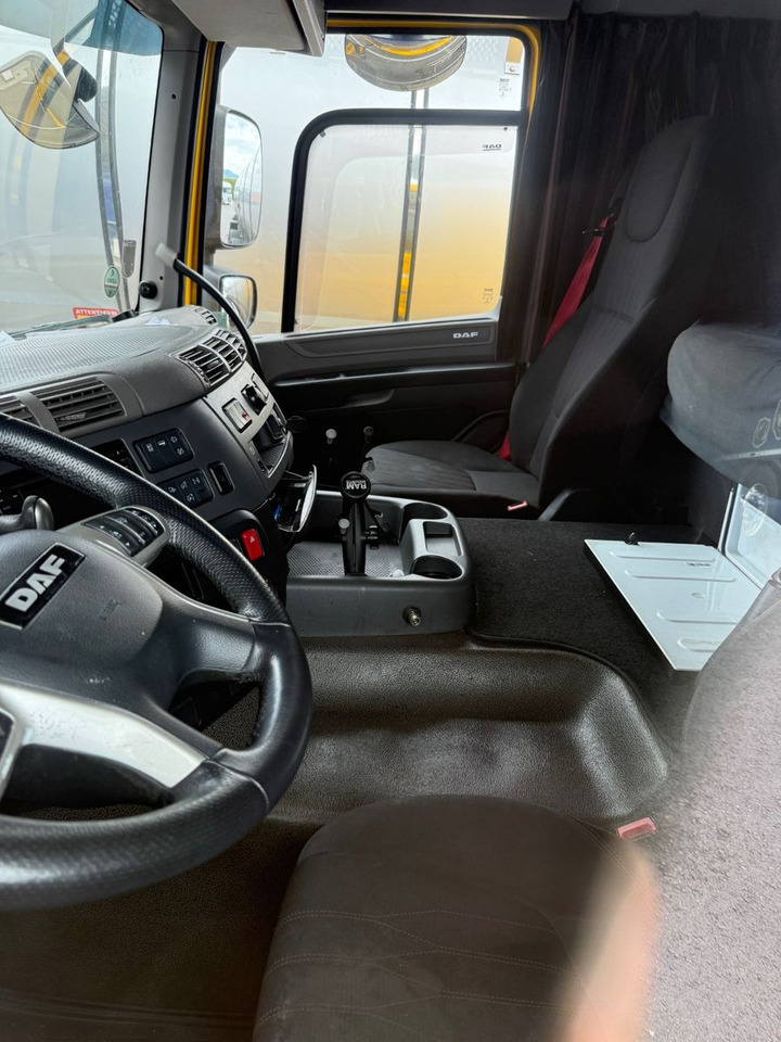 Sattelzugmaschine DAF CF450 4x2, E6, ADR: das Bild 11
