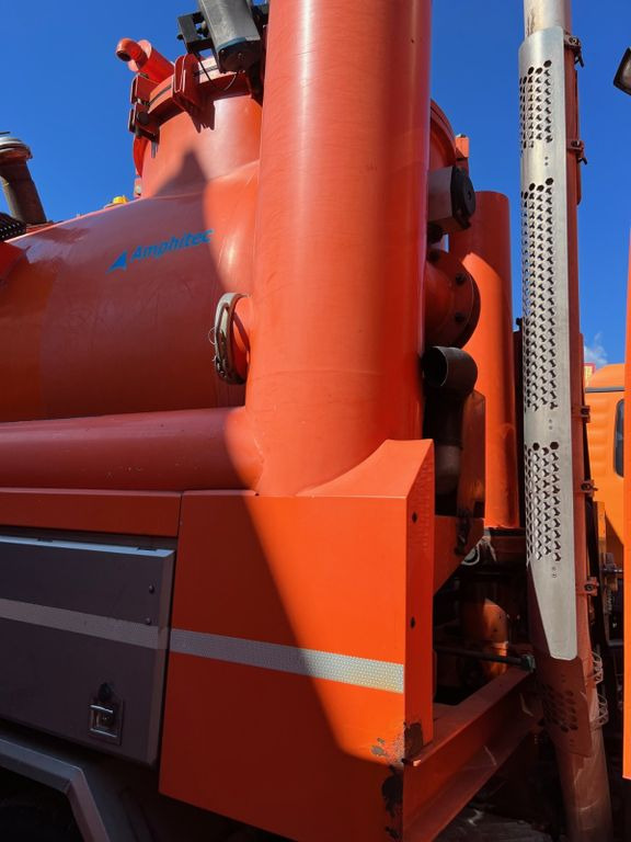 Scania G480 LB 10x4 6HSA, Amphitec Vortex G2 Scania G480 LB 10x4 6HSA, Amphitec Vortex G2 - Saug-/ Spülfahrzeug: das Bild 5 Scania G480 LB 10x4 6HSA, Amphitec Vortex G2 Scania G480 LB 10x4 6HSA, Amphitec Vortex G2 - Saug-/ Spülfahrzeug: das Bild 5