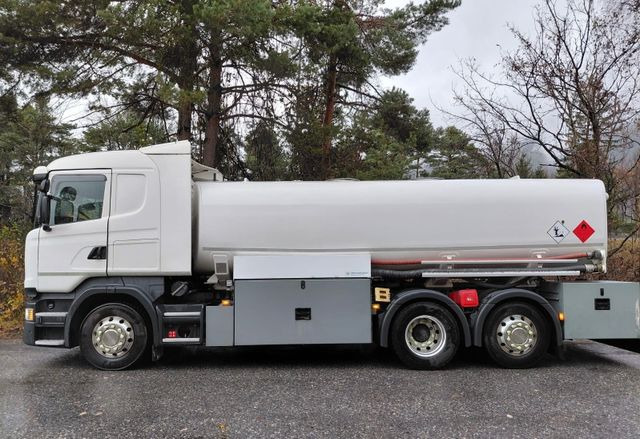 Scania R450 LB 6x2, ADR, E6,Schwarzmüller,Diesel/Benzin - Tankwagen: das Bild 4 Scania R450 LB 6x2, ADR, E6,Schwarzmüller,Diesel/Benzin - Tankwagen: das Bild 4