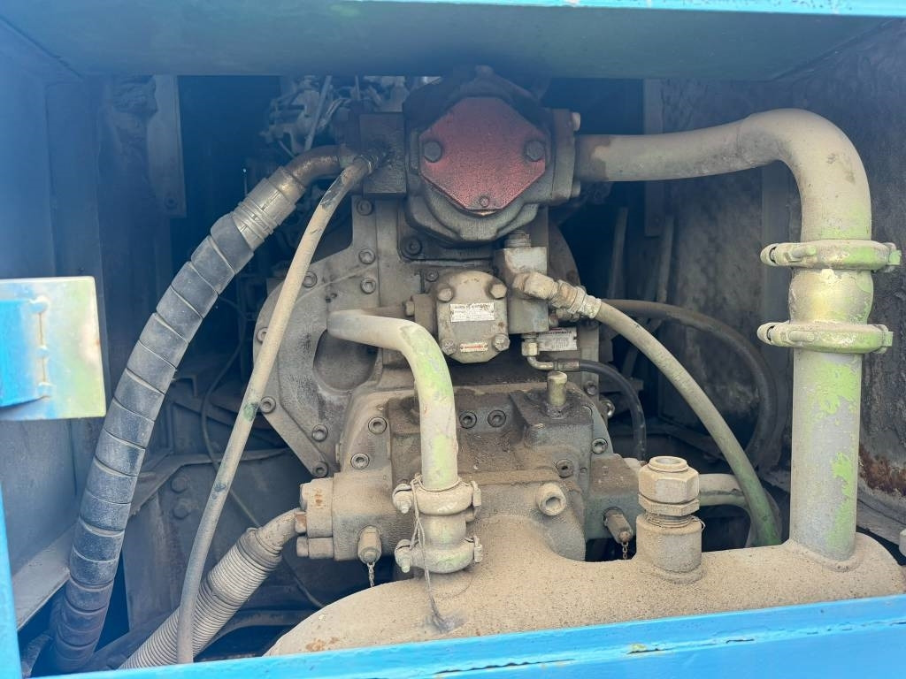 Raupenkran Hitachi KH 150-3: das Bild 12
