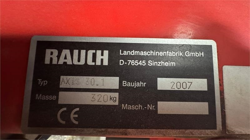 Kuhn RAUCH AXIS 30.1 - Düngerstreuer: das Bild 3 Kuhn RAUCH AXIS 30.1 - Düngerstreuer: das Bild 3