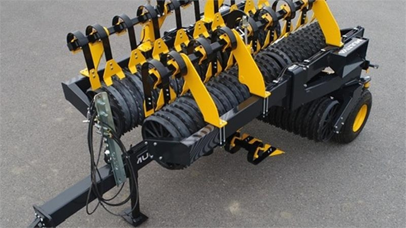 Multiva Rumbler 820 Rumbler 820 - Ackerwalze: das Bild 1 Multiva Rumbler 820 Rumbler 820 - Ackerwalze: das Bild 1