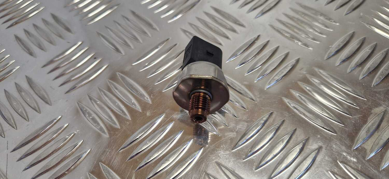 Delphi High Pressure Sensor Common Rail – 28389851-12B1 - Motor und Teile für Baumaschine: das Bild 4 Delphi High Pressure Sensor Common Rail – 28389851-12B1 - Motor und Teile für Baumaschine: das Bild 4