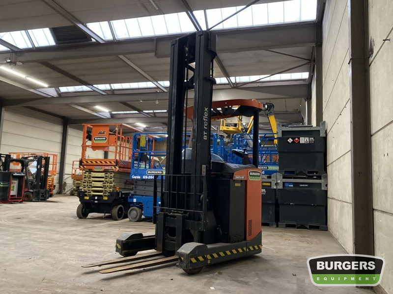 BT RRE140 - Schubmaststapler: das Bild 3 BT RRE140 - Schubmaststapler: das Bild 3