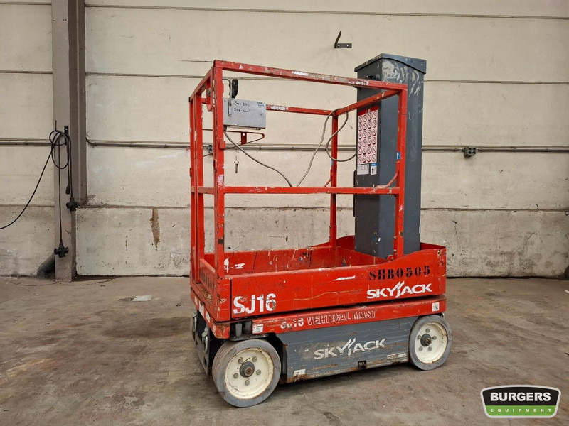 Skyjack SJ16 - Teleskopmastbühne: das Bild 1 Skyjack SJ16 - Teleskopmastbühne: das Bild 1