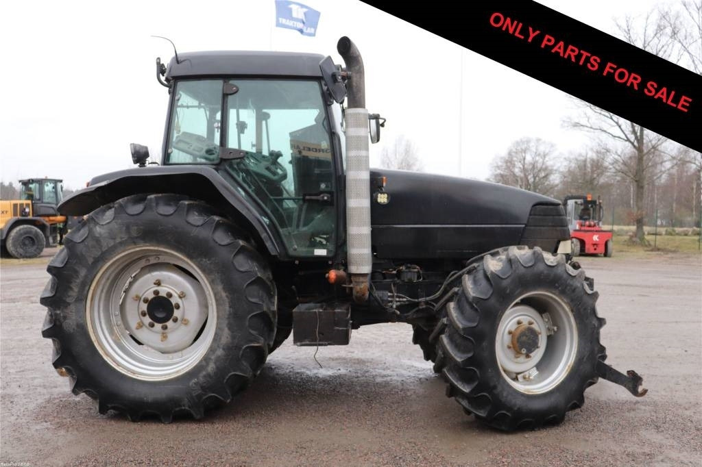 Case MX135. Dismantled: only spare parts - Traktor: das Bild 1 Case MX135. Dismantled: only spare parts - Traktor: das Bild 1