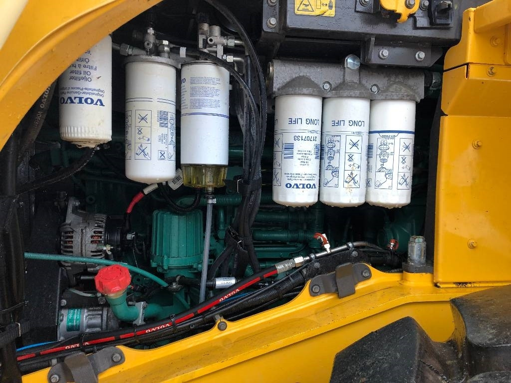 Volvo L 150 H Dismantled: only spare parts - Radlader: das Bild 2 Volvo L 150 H Dismantled: only spare parts - Radlader: das Bild 2