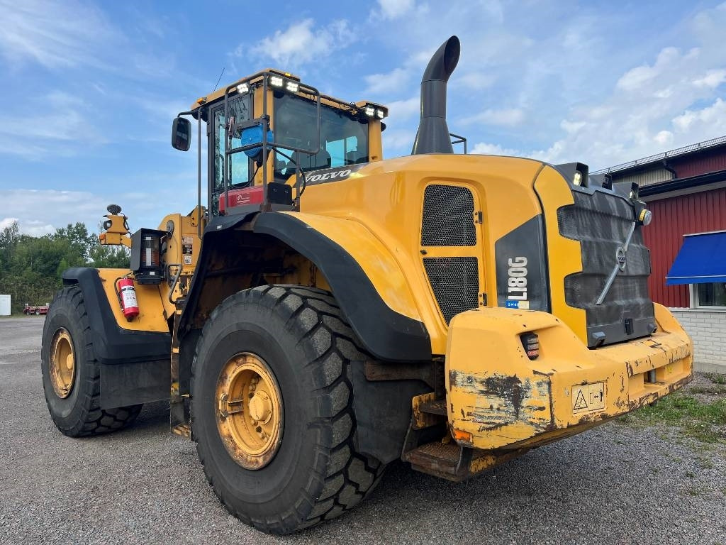 Volvo L 180 G - Radlader: das Bild 2 Volvo L 180 G - Radlader: das Bild 2