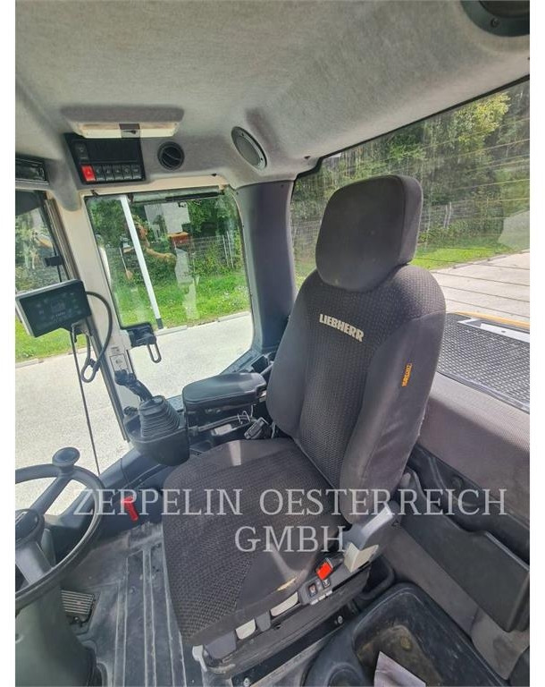 Radlader Liebherr L526: das Bild 11