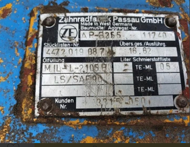 Caterpillar 212 ZF AP-B355 , APL-B355 zwolnica zwrotnica Piasta obudowa mostu - Achsschenkel für Landmaschine: das Bild 2 Caterpillar 212 ZF AP-B355 , APL-B355 zwolnica zwrotnica Piasta obudowa mostu - Achsschenkel für Landmaschine: das Bild 2