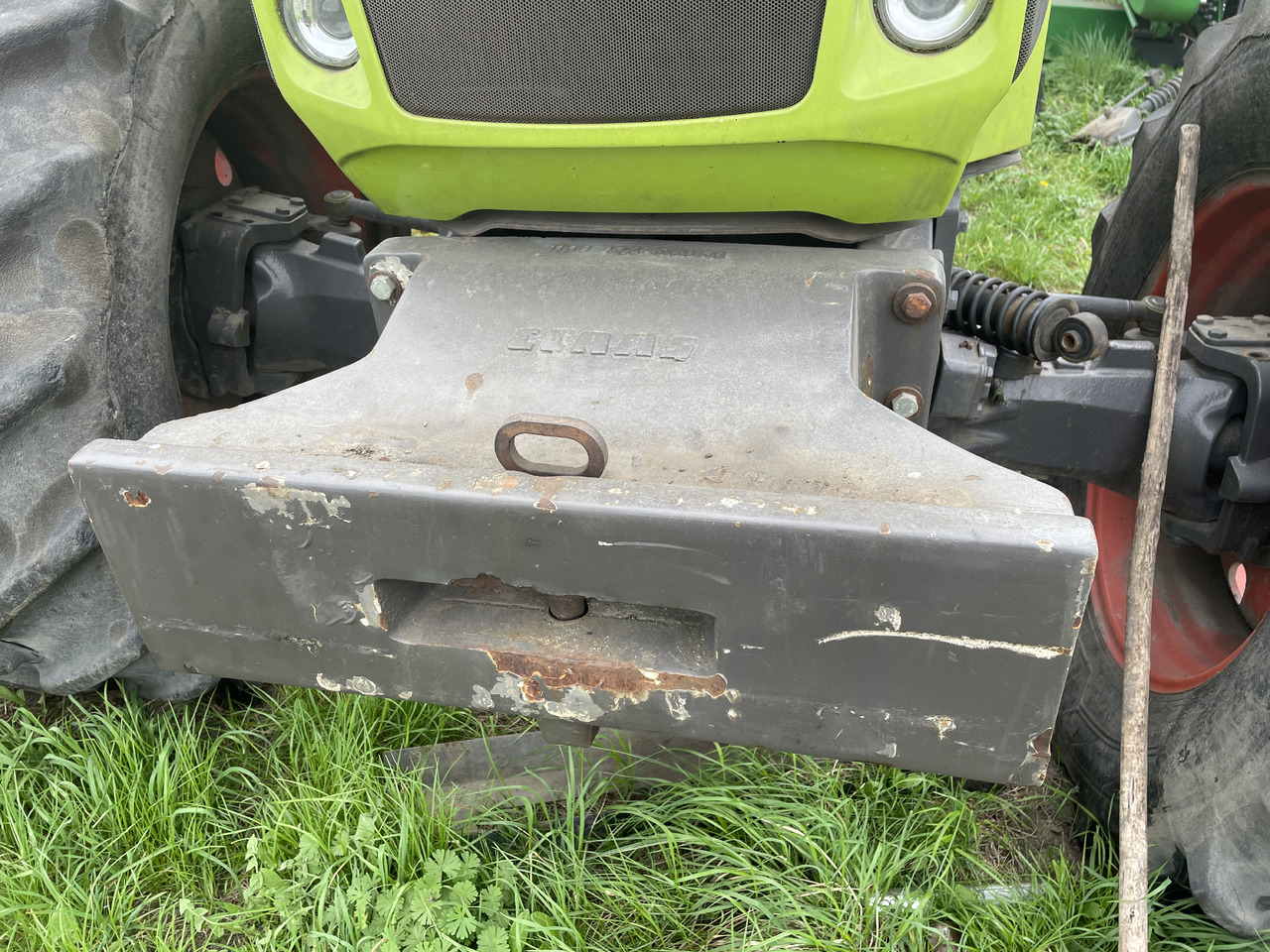 Claas Axion 810-850 - mocowanie obciążników obciążnik 560kg 0011094731 - Gegengewicht: das Bild 1 Claas Axion 810-850 - mocowanie obciążników obciążnik 560kg 0011094731 - Gegengewicht: das Bild 1