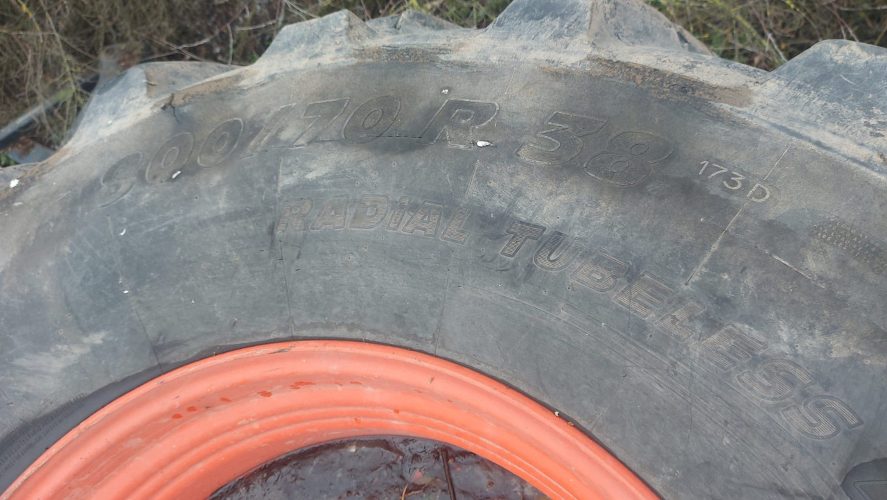 Claas Xerion - koła felgi opony 800/70R38 800/70/38 - Felge für Landmaschine: das Bild 2 Claas Xerion - koła felgi opony 800/70R38 800/70/38 - Felge für Landmaschine: das Bild 2