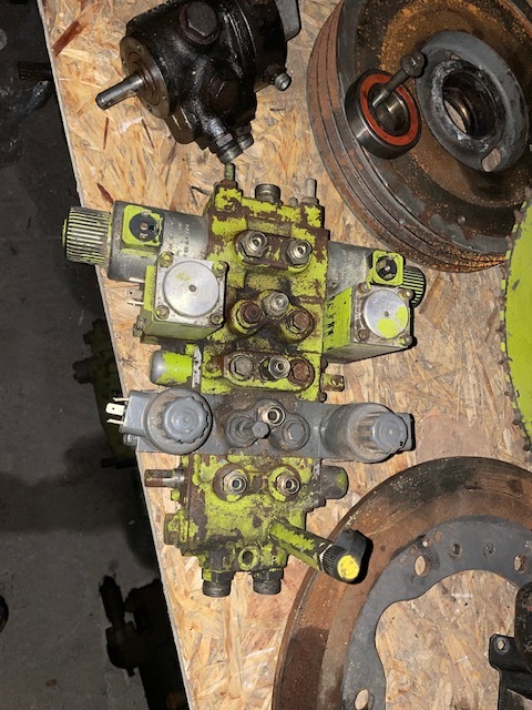 Claas mega dominator rozdzielacz hydrauliczny sekcja - Hydraulik ventil für Landmaschine: das Bild 3 Claas mega dominator rozdzielacz hydrauliczny sekcja - Hydraulik ventil für Landmaschine: das Bild 3