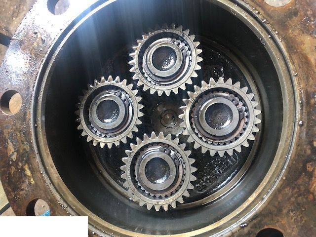 Kramer 311 | Kramer 411 | Kramer 412 | Kramer 345-02 | Kramer 516 | Kramer 550 | Kramer 850 | Kramer 880 - Zwolnica - Zwrotnica - Półoś - Skrzynia - Silnik - Siłowniki - Ersatzteile für Radlader: das Bild 2 Kramer 311 | Kramer 411 | Kramer 412 | Kramer 345-02 | Kramer 516 | Kramer 550 | Kramer 850 | Kramer 880 - Zwolnica - Zwrotnica - Półoś - Skrzynia - Silnik - Siłowniki - Ersatzteile für Radlader: das Bild 2