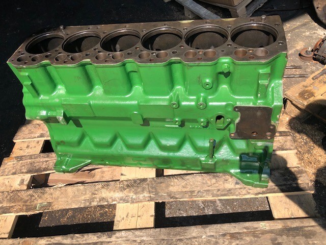John Deere 6505 | 6600 | 6700 - Blok Cylindrów | Wałek Rozrządu | Wał Korbowy | Głowica Cylindrów - Motor und Teile für Landmaschine: das Bild 4 John Deere 6505 | 6600 | 6700 - Blok Cylindrów | Wałek Rozrządu | Wał Korbowy | Głowica Cylindrów - Motor und Teile für Landmaschine: das Bild 4