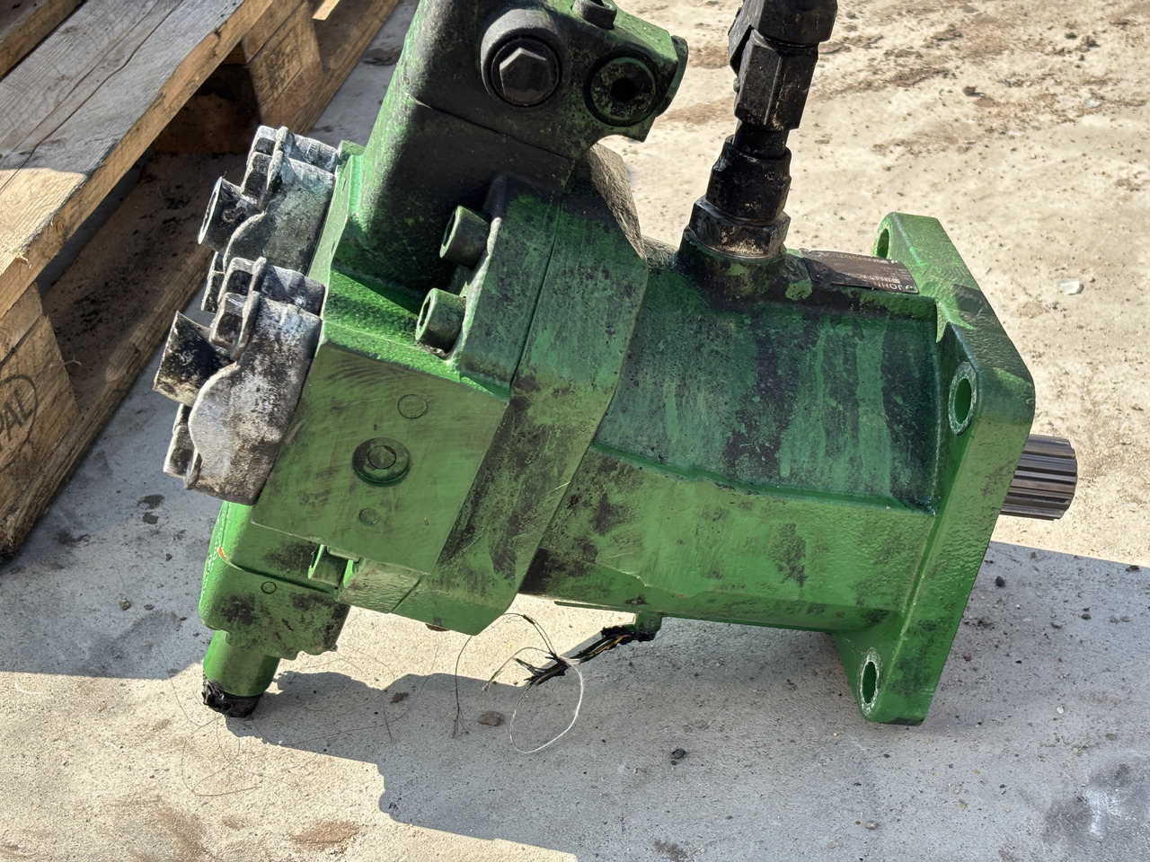 John Deere 8200 8400 8600 9500 9800 Hydromotor AXE78687 - Hydraulikmotor für Landmaschine: das Bild 4 John Deere 8200 8400 8600 9500 9800 Hydromotor AXE78687 - Hydraulikmotor für Landmaschine: das Bild 4