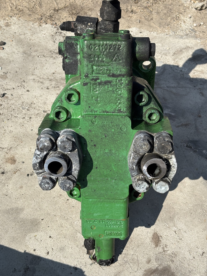 John Deere 8200 8400 8600 9500 9800 Hydromotor AXE78687 - Hydraulikmotor für Landmaschine: das Bild 2 John Deere 8200 8400 8600 9500 9800 Hydromotor AXE78687 - Hydraulikmotor für Landmaschine: das Bild 2