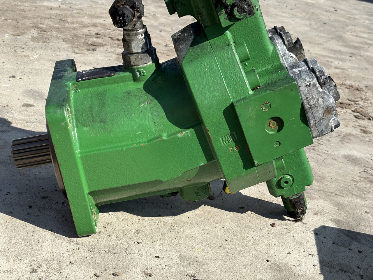 John Deere 8200 8400 8600 9500 9800 Hydromotor AXE78687 - Hydraulikmotor für Landmaschine: das Bild 1 John Deere 8200 8400 8600 9500 9800 Hydromotor AXE78687 - Hydraulikmotor für Landmaschine: das Bild 1