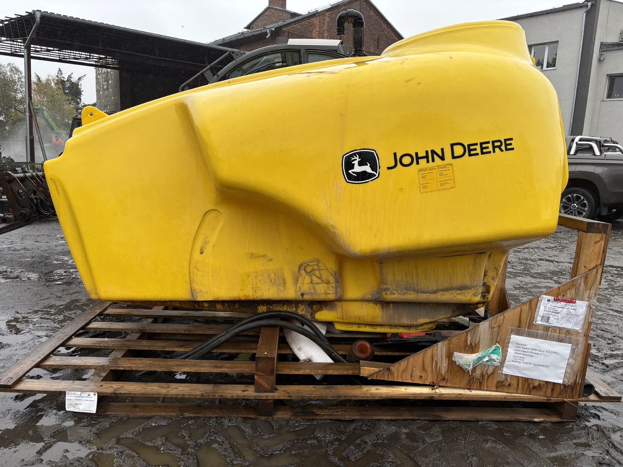 John Deere M740i Zbiornik Opryskiwacz WZW17745 WZ8226404 - Anbauspritze: das Bild 1 John Deere M740i Zbiornik Opryskiwacz WZW17745 WZ8226404 - Anbauspritze: das Bild 1