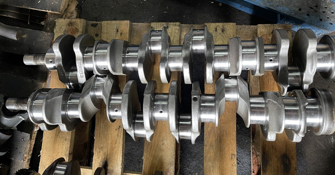 John Deere-wał korbowy/John Deere 6800 wał korbowy R126921 - Kurbelwelle für Landmaschine: das Bild 1 John Deere-wał korbowy/John Deere 6800 wał korbowy R126921 - Kurbelwelle für Landmaschine: das Bild 1