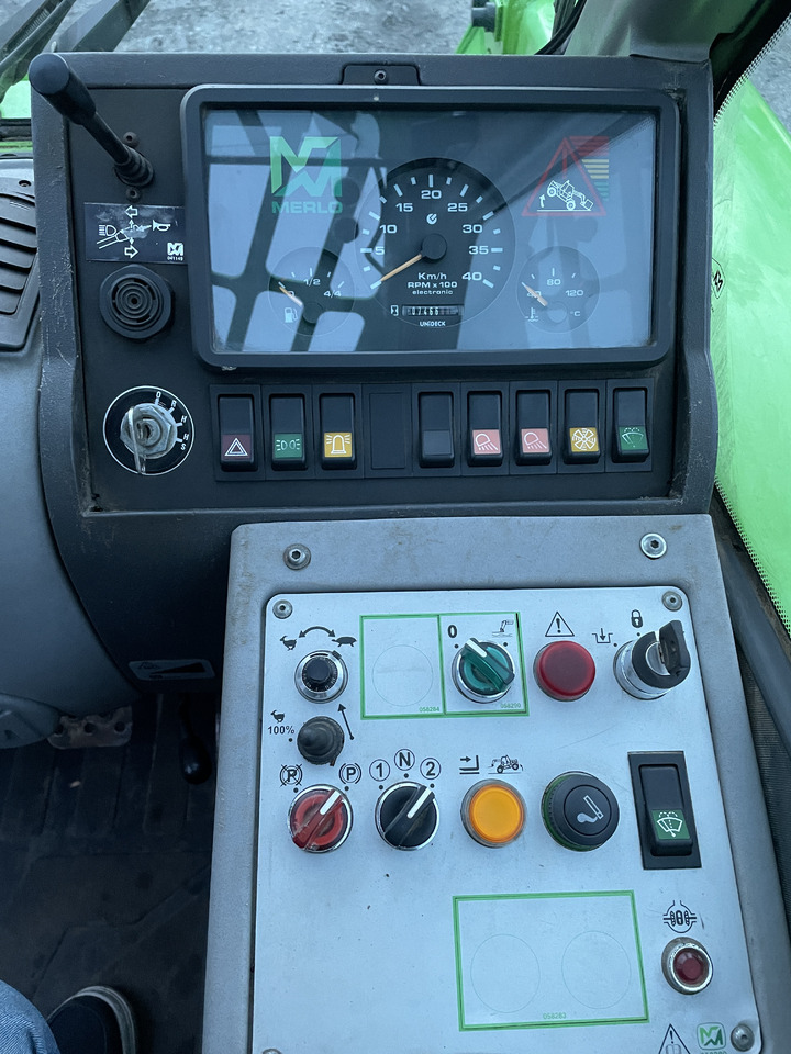 Teleskoplader Ładowarka teleskopowa Merlo Turbofarmer P34.7 Plus 2009r.: das Bild 10