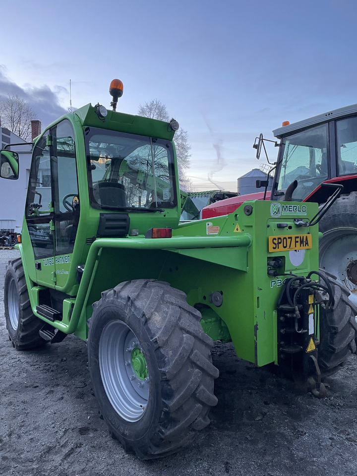 Ładowarka teleskopowa Merlo Turbofarmer P34.7 Plus 2009r. - Teleskoplader: das Bild 4 Ładowarka teleskopowa Merlo Turbofarmer P34.7 Plus 2009r. - Teleskoplader: das Bild 4