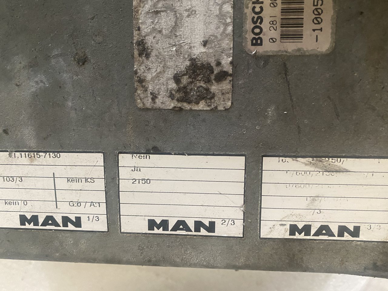 MAN A20 0077 Bosch 0 281 001 521 Jednostka sterująca - Steuergerät für Landmaschine: das Bild 1 MAN A20 0077 Bosch 0 281 001 521 Jednostka sterująca - Steuergerät für Landmaschine: das Bild 1