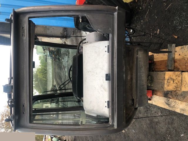 Manitou - Kabina - Fahrerhaus für Landmaschine: das Bild 2 Manitou - Kabina - Fahrerhaus für Landmaschine: das Bild 2