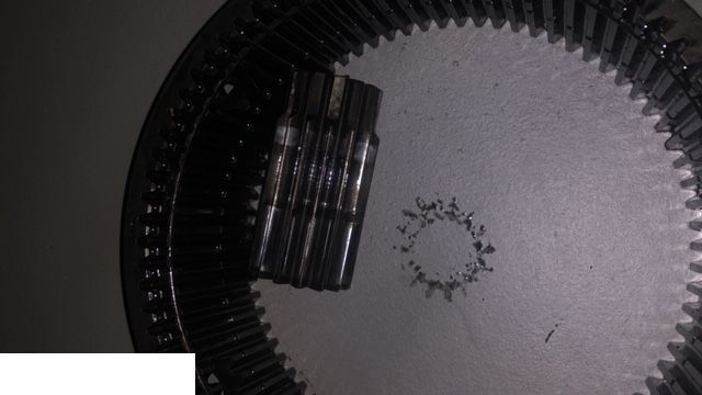 Matbro Manitou - Zwolnica Carraro - Fahrantrieb für Baumaschine: das Bild 1 Matbro Manitou - Zwolnica Carraro - Fahrantrieb für Baumaschine: das Bild 1