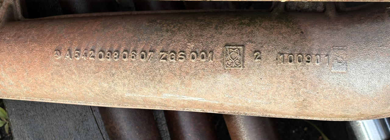 Mercedes A5420980607 5420980607 Kolektor - Abgaskrümmer für LKW: das Bild 2 Mercedes A5420980607 5420980607 Kolektor - Abgaskrümmer für LKW: das Bild 2