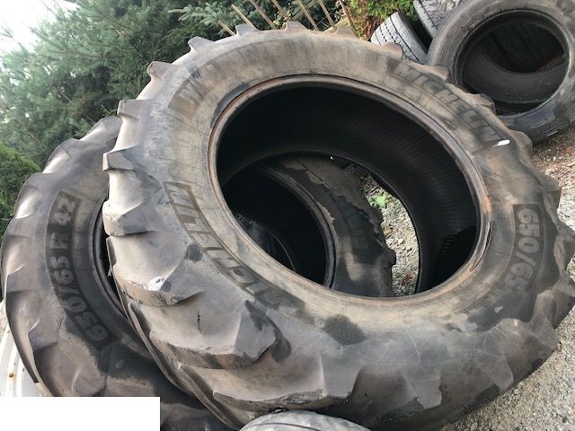 Michelin 650/65 R42 - Reifen für Landmaschine: das Bild 2 Michelin 650/65 R42 - Reifen für Landmaschine: das Bild 2