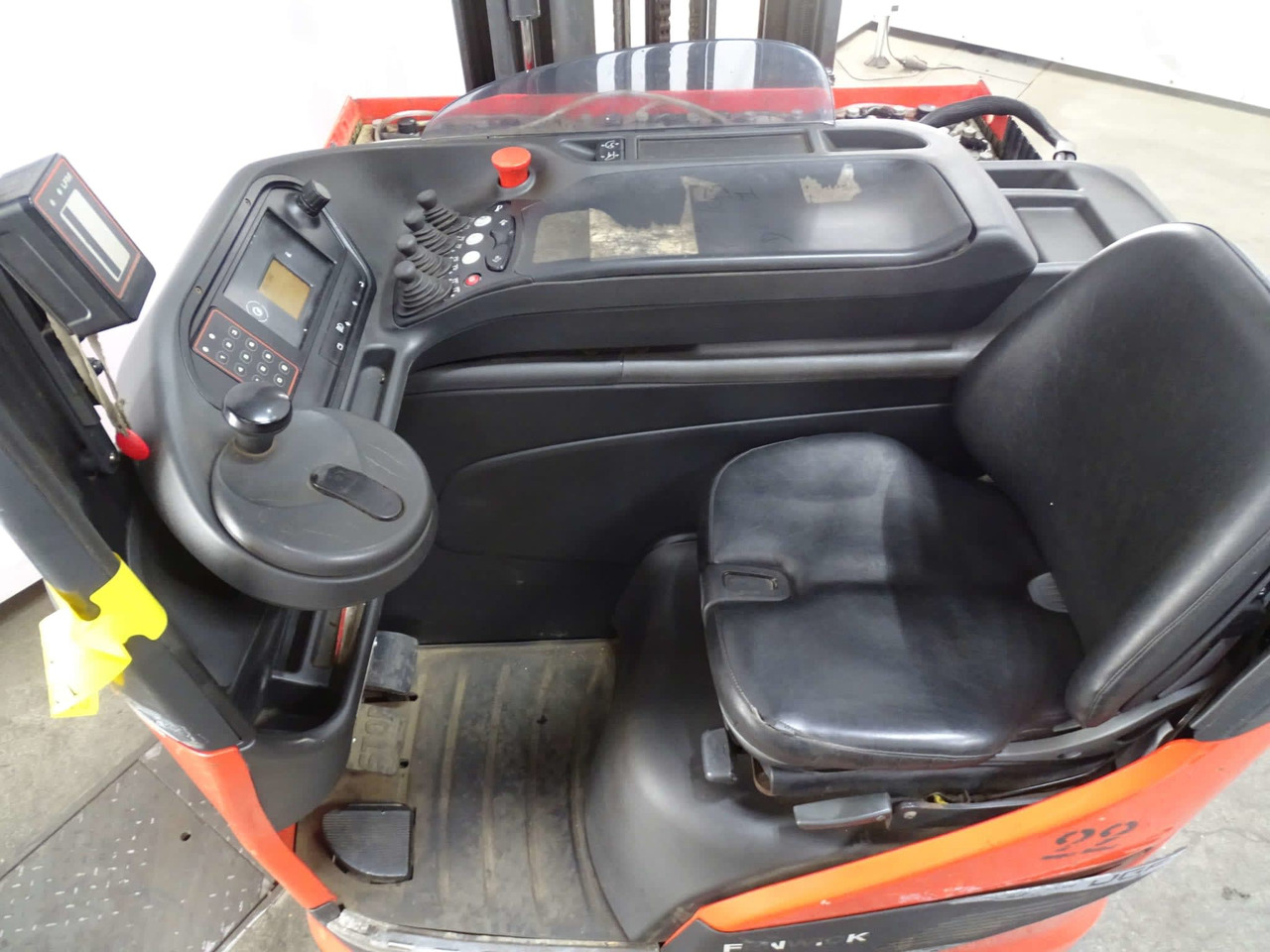 Linde R14-01 - Schubmaststapler: das Bild 4 Linde R14-01 - Schubmaststapler: das Bild 4