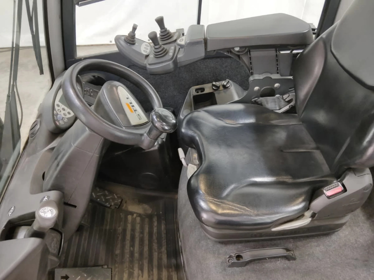 STILL RX70-25T/600 - Treibgasstapler: das Bild 3 STILL RX70-25T/600 - Treibgasstapler: das Bild 3