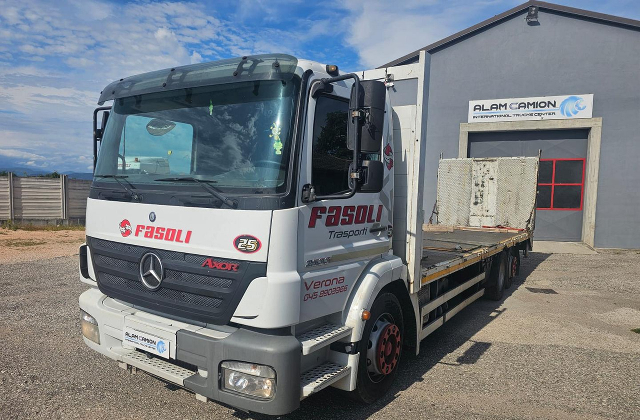 Pianale Mercedes AXOR 2533 - Abschleppwagen: das Bild 1 Pianale Mercedes AXOR 2533 - Abschleppwagen: das Bild 1