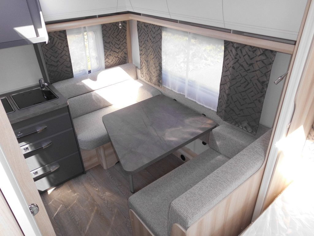 Hobby De Luxe 400 SFe 2025 1500kg. Hobby De Luxe 400 SFe Lagerabverkauf! - Wohnwagen: das Bild 5 Hobby De Luxe 400 SFe 2025 1500kg. Hobby De Luxe 400 SFe Lagerabverkauf! - Wohnwagen: das Bild 5