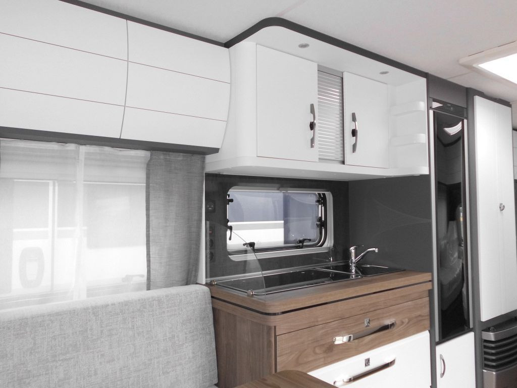 Wohnwagen Hobby Excellent Edition 540 UL 2026 AUTARK TEPPICH 180: das Bild 8 Wohnwagen Hobby Excellent Edition 540 UL 2026 AUTARK TEPPICH 180: das Bild 8