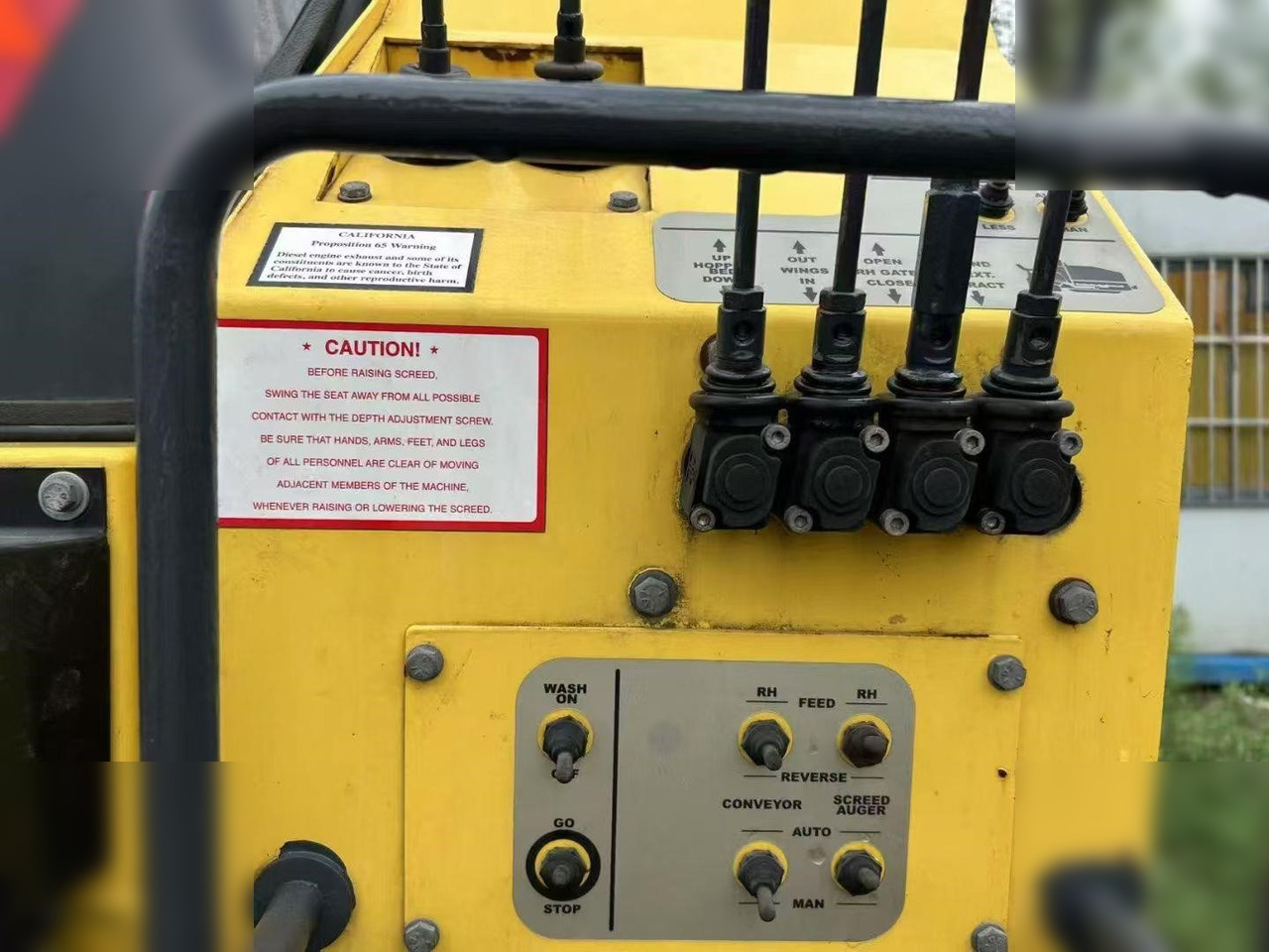 2000 BOMAG 815-2 - Asphaltfertiger/ Straßenfertiger: das Bild 4 2000 BOMAG 815-2 - Asphaltfertiger/ Straßenfertiger: das Bild 4