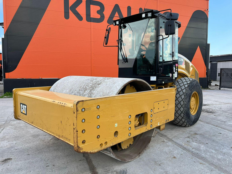 Caterpillar CS 76 B AC - Walzen: das Bild 2 Caterpillar CS 76 B AC - Walzen: das Bild 2