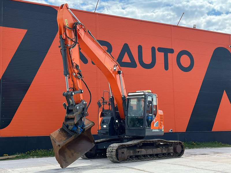 Doosan DX 235 LCR-5 3 D / ROTOTILT / CENTRAL LUBRICATION / AC - Kettenbagger: das Bild 1 Doosan DX 235 LCR-5 3 D / ROTOTILT / CENTRAL LUBRICATION / AC - Kettenbagger: das Bild 1