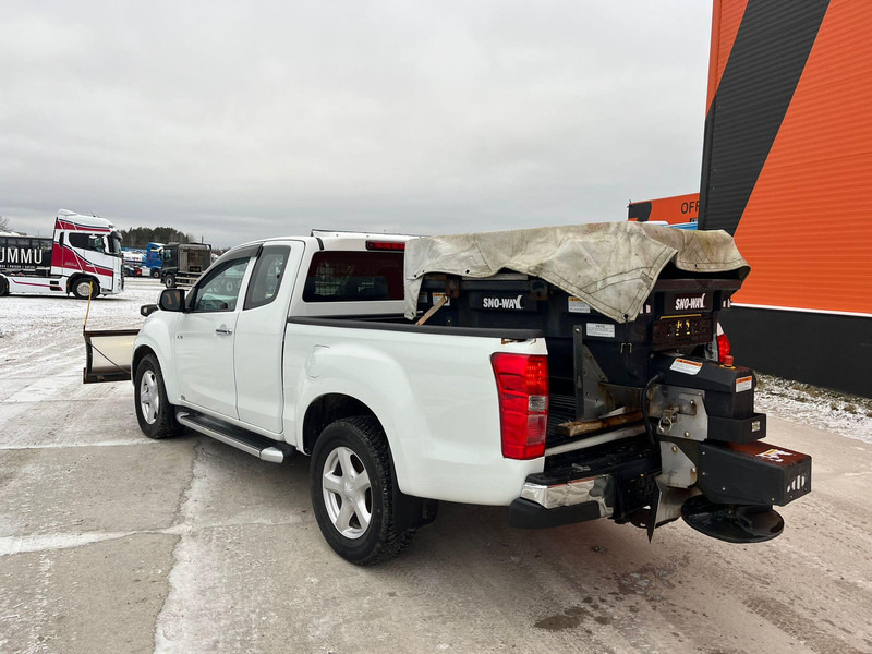 Pick-up Isuzu D-max 4x4 SNOW PLOW & SPREADER: das Bild 8
