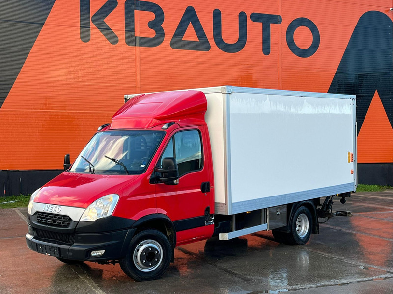 Koffer Transporter Iveco Daily 70C17 BOX L=4237 mm: das Bild 1