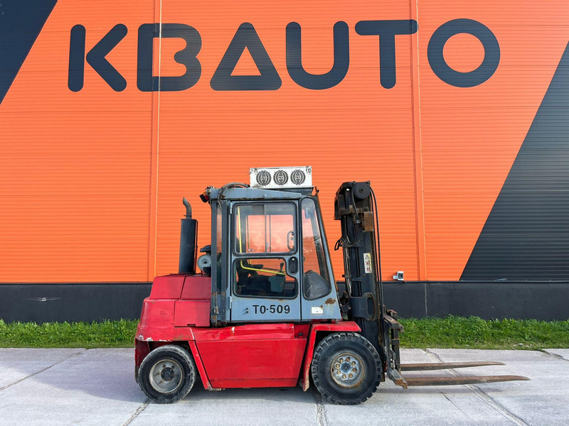 Kalmar DCD 50-6H Rated capacity: 5000 kg / Lifting height: 4000 mm - Dieselstapler: das Bild 5 Kalmar DCD 50-6H Rated capacity: 5000 kg / Lifting height: 4000 mm - Dieselstapler: das Bild 5