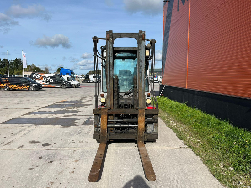 Kalmar DCD 55-6 H Rated capacity: 5500 kg / Lifting height: 3500 mm - Dieselstapler: das Bild 3 Kalmar DCD 55-6 H Rated capacity: 5500 kg / Lifting height: 3500 mm - Dieselstapler: das Bild 3